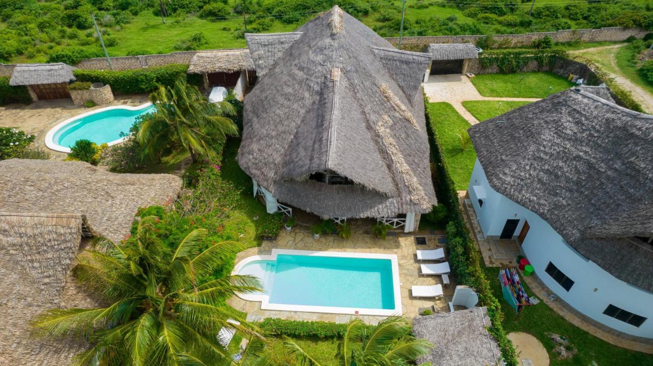 Bed and Breakfast Nyumba Ya Afrika Ватаму Экстерьер фото