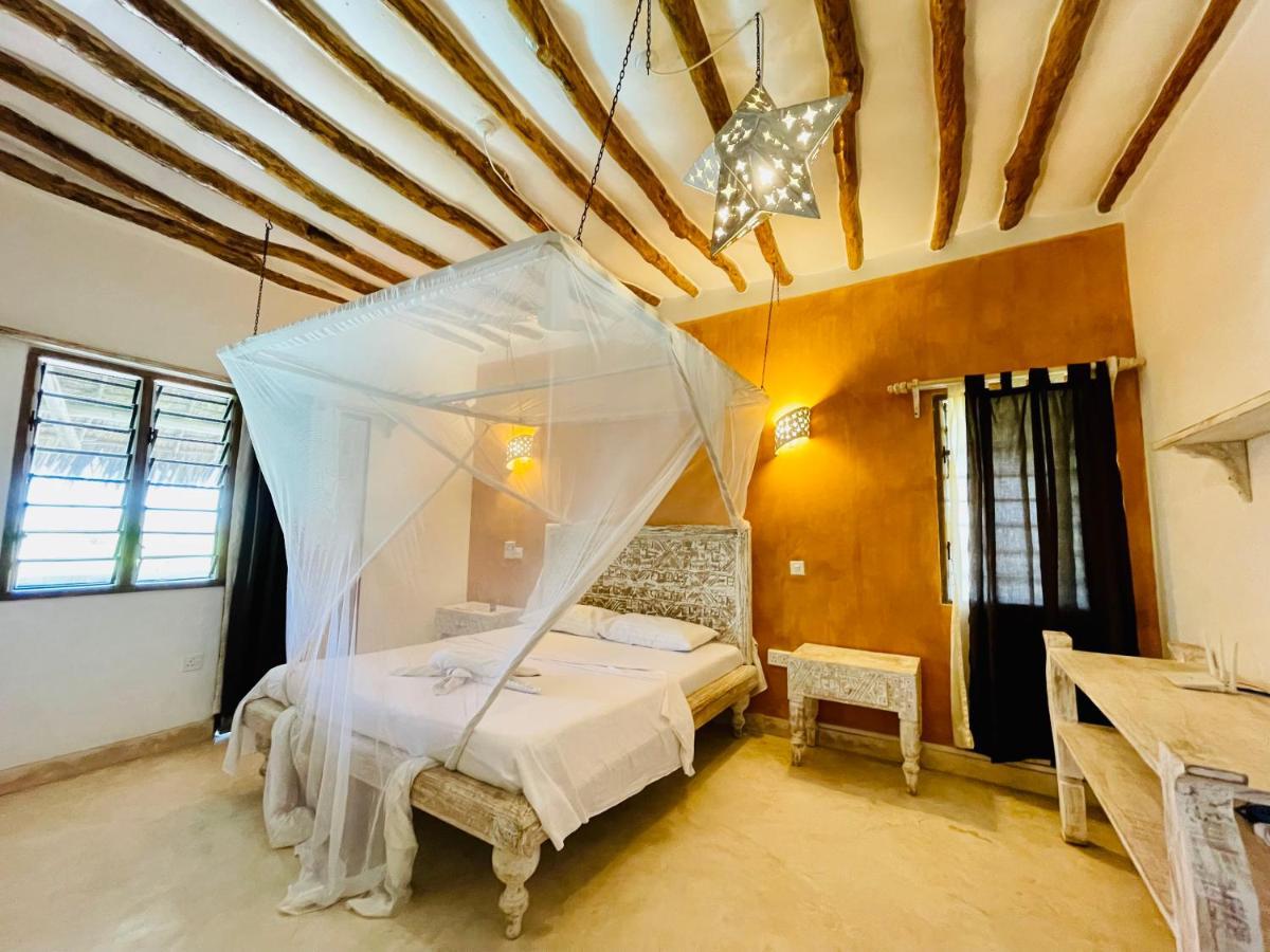 Bed and Breakfast Nyumba Ya Afrika Ватаму Экстерьер фото