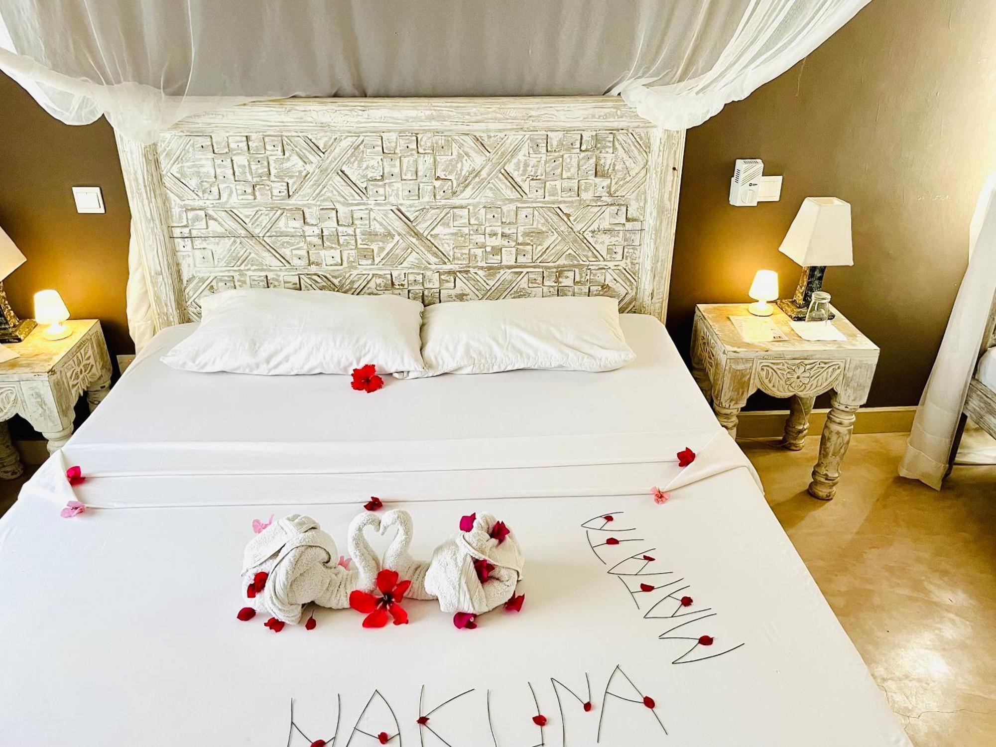 Bed and Breakfast Nyumba Ya Afrika Ватаму Экстерьер фото
