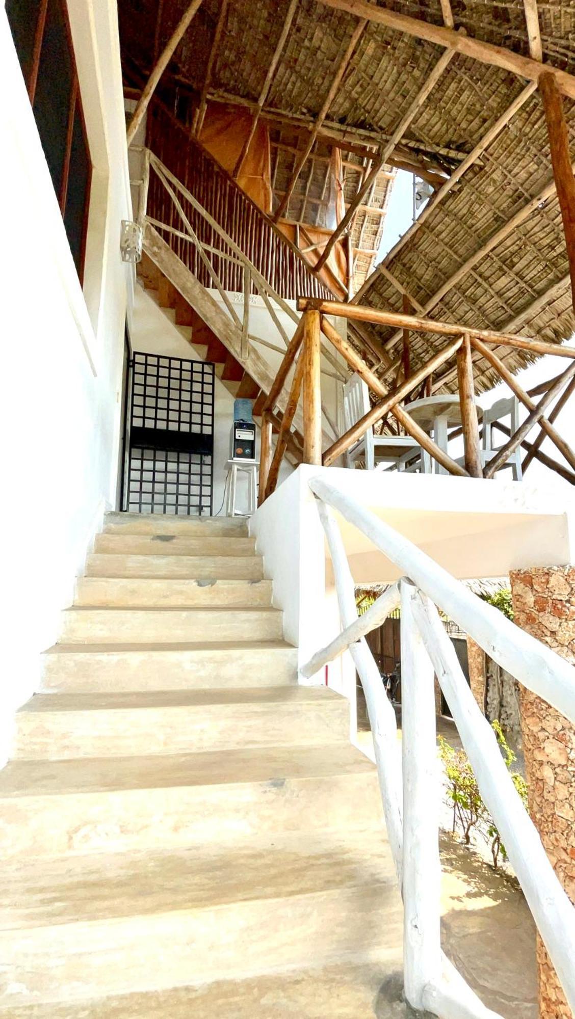 Bed and Breakfast Nyumba Ya Afrika Ватаму Экстерьер фото